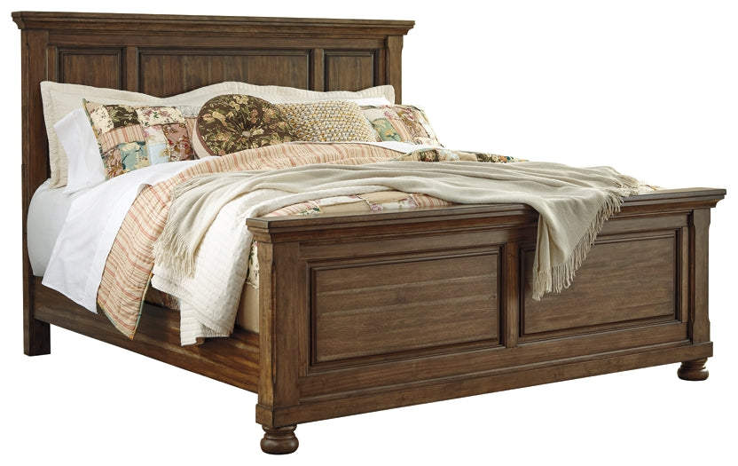 Flynnter Panel Bed With Mirrored Dresser