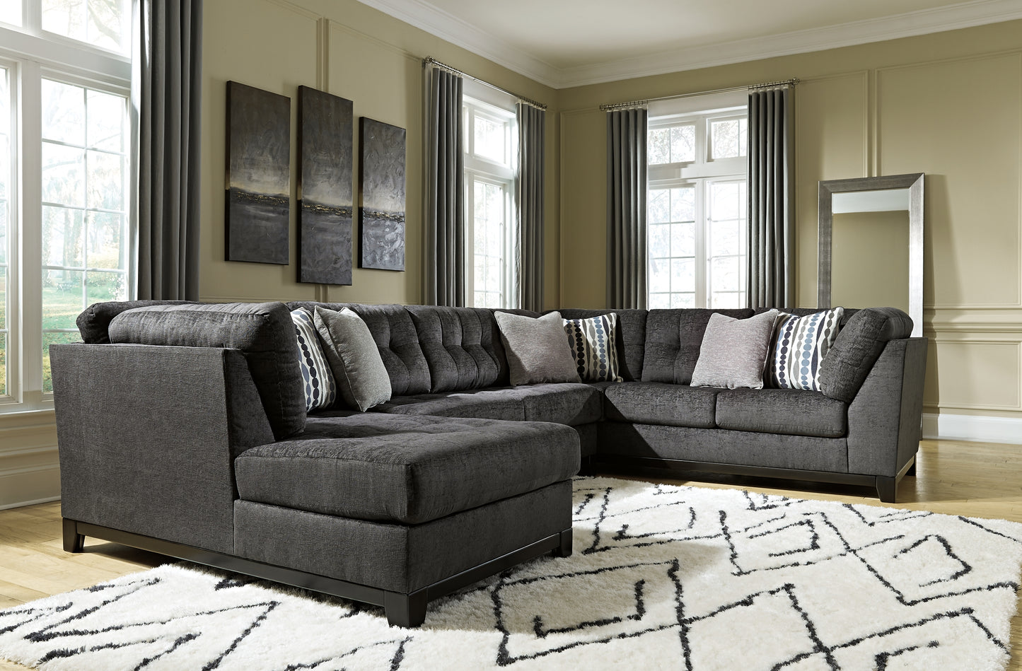 Reidshire 3-Piece Sectional with Ottoman