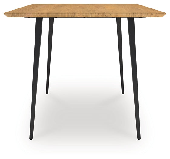 Gretlynn Dining Table and 4 Chairs