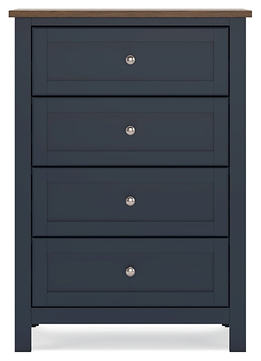 Landocken Full Panel Headboard with Mirrored Dresser and Chest